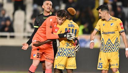 Παρακάμερα ΑΠΟΕΛ 2-1 Ανόρθωση (Προημιτελική Φάση Κυπέλλου) Παρακάμερα ΑΠΟΕΛ 2-1 Ανόρθωση (Προημιτελική Φάση Κυπέλλου)