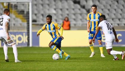 Παρακάμερα ΑΠΟΕΛ 1-1 Δόξα Κ/πιάς (Α' Φάση-24η Αγ/κή) Παρακάμερα ΑΠΟΕΛ 1-1 Δόξα Κ/πιάς (Α' Φάση-24η Αγ/κή)